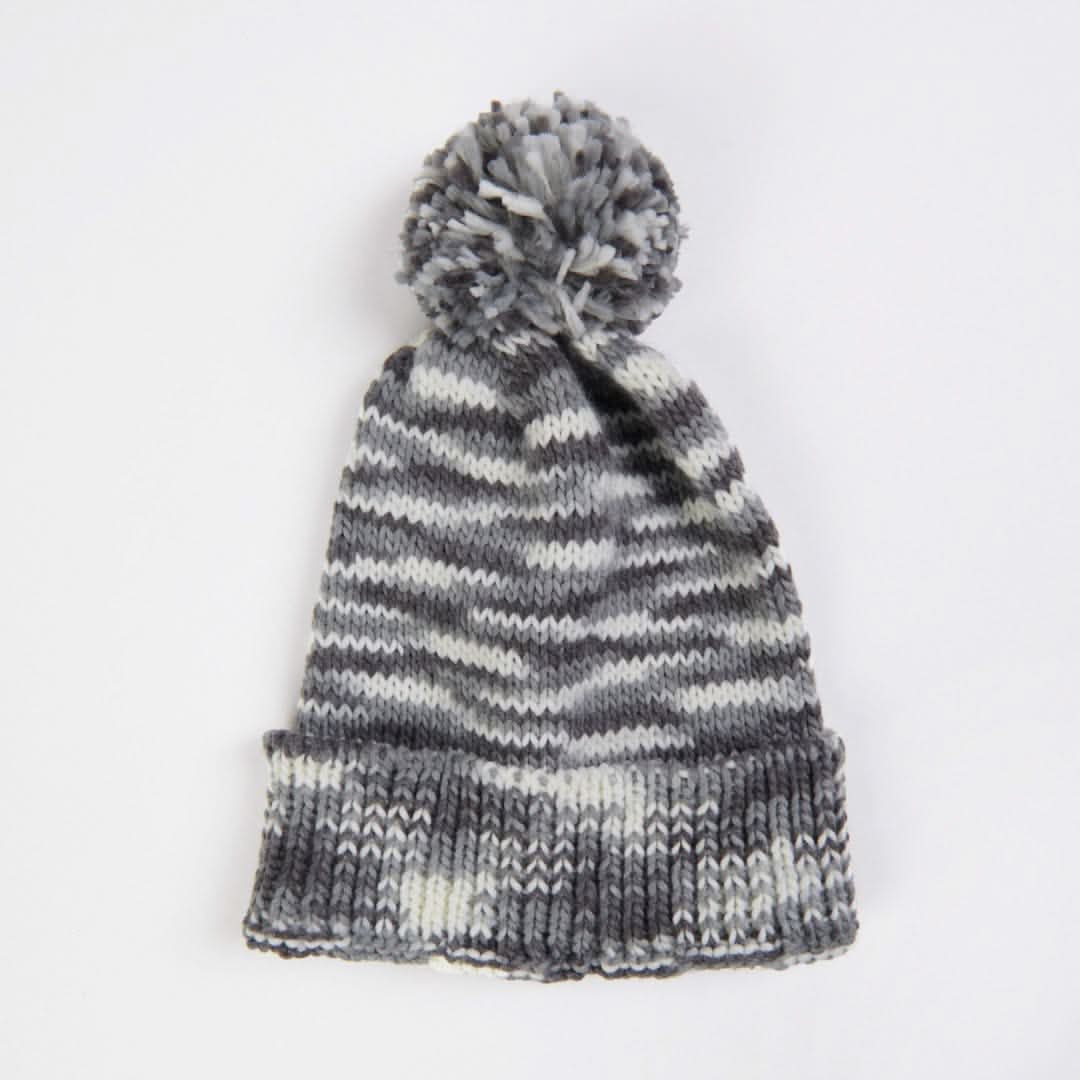 Cappello con pompon umano (multicolore) - Image 6